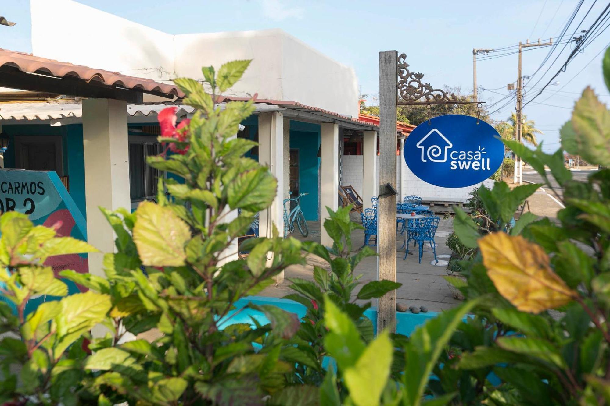 Casa Swell Hostel フェルナンド・デ・ノローニャ エクステリア 写真